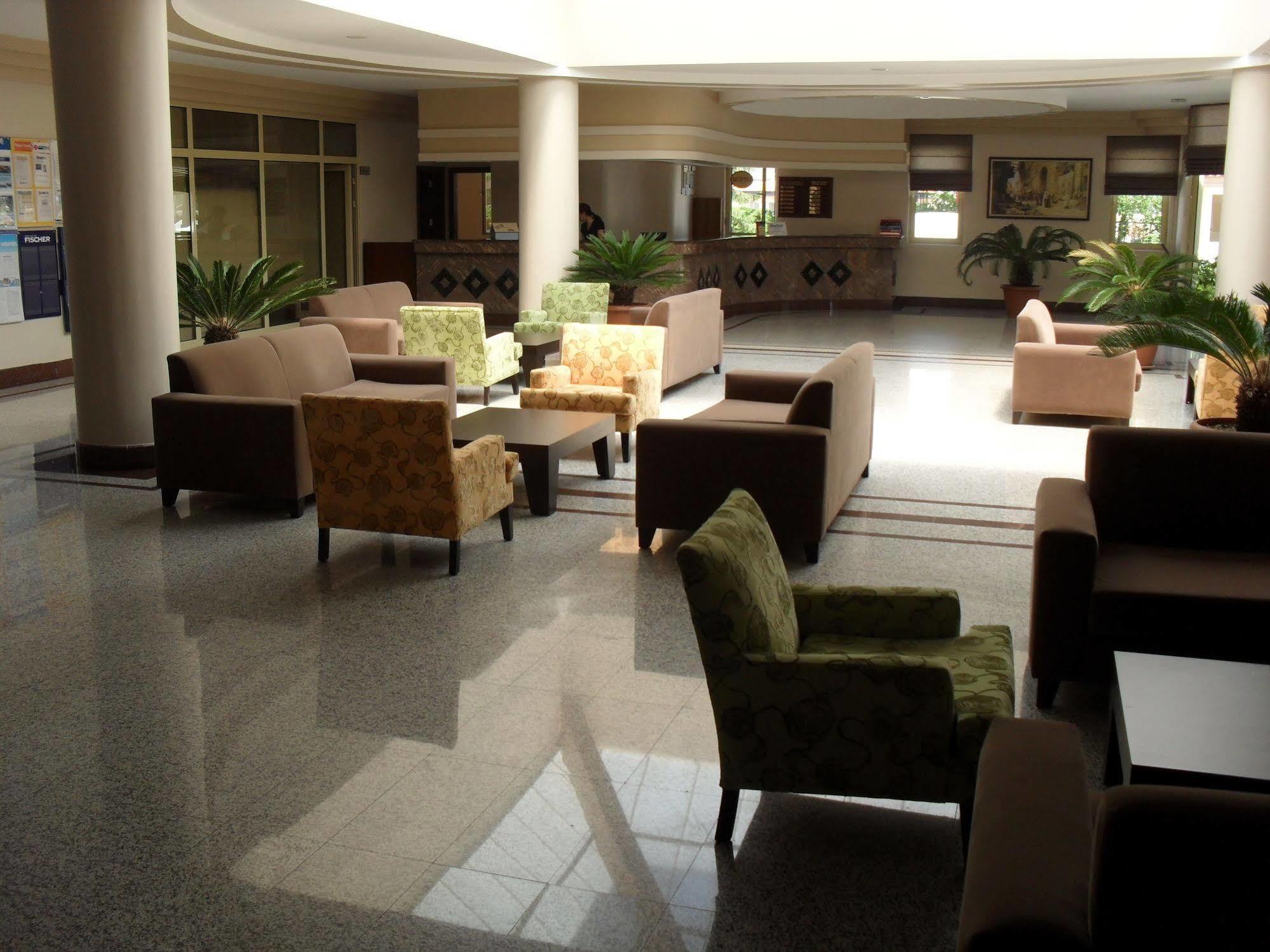 Side Palm D'Or Hotel Exterior photo
